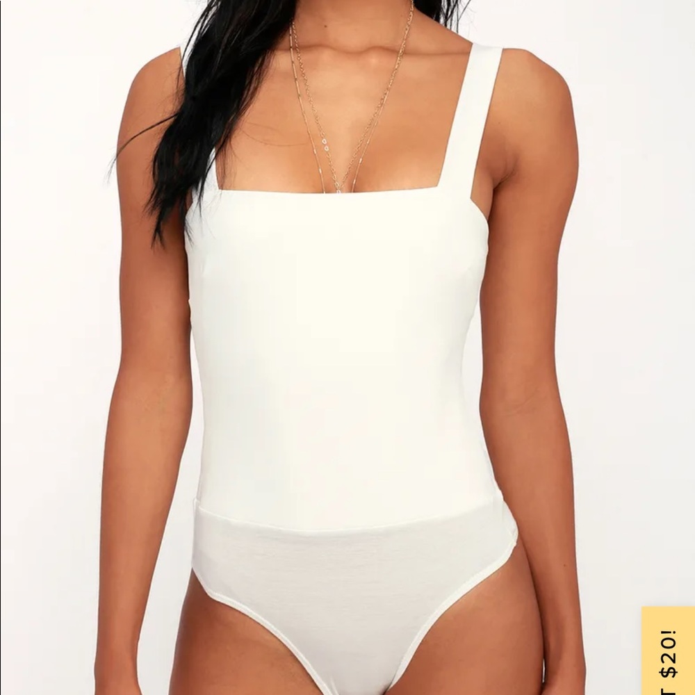 White sleeveless bodysuit